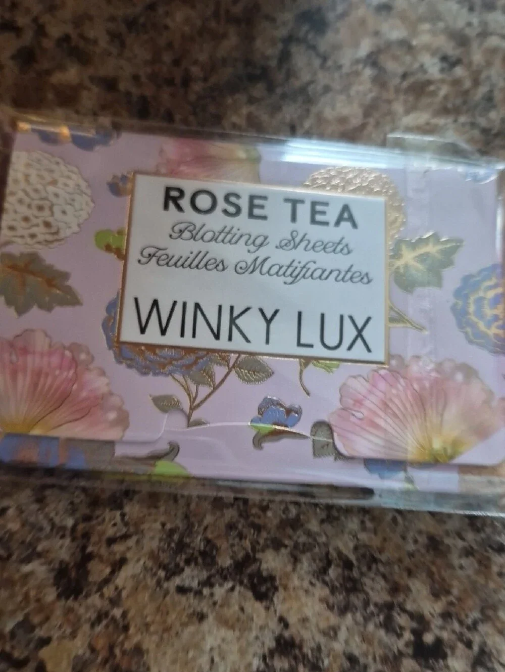 WINKY LUX Floral Rose Tea Blotting Sheets & Peeper Perfect Concealer - Pink